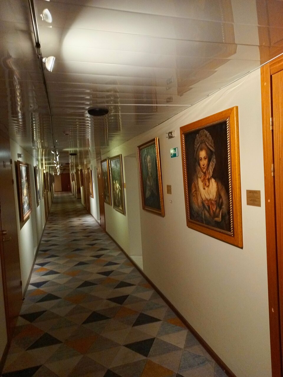 Гостиница Галерея Санкт-Петербург-240