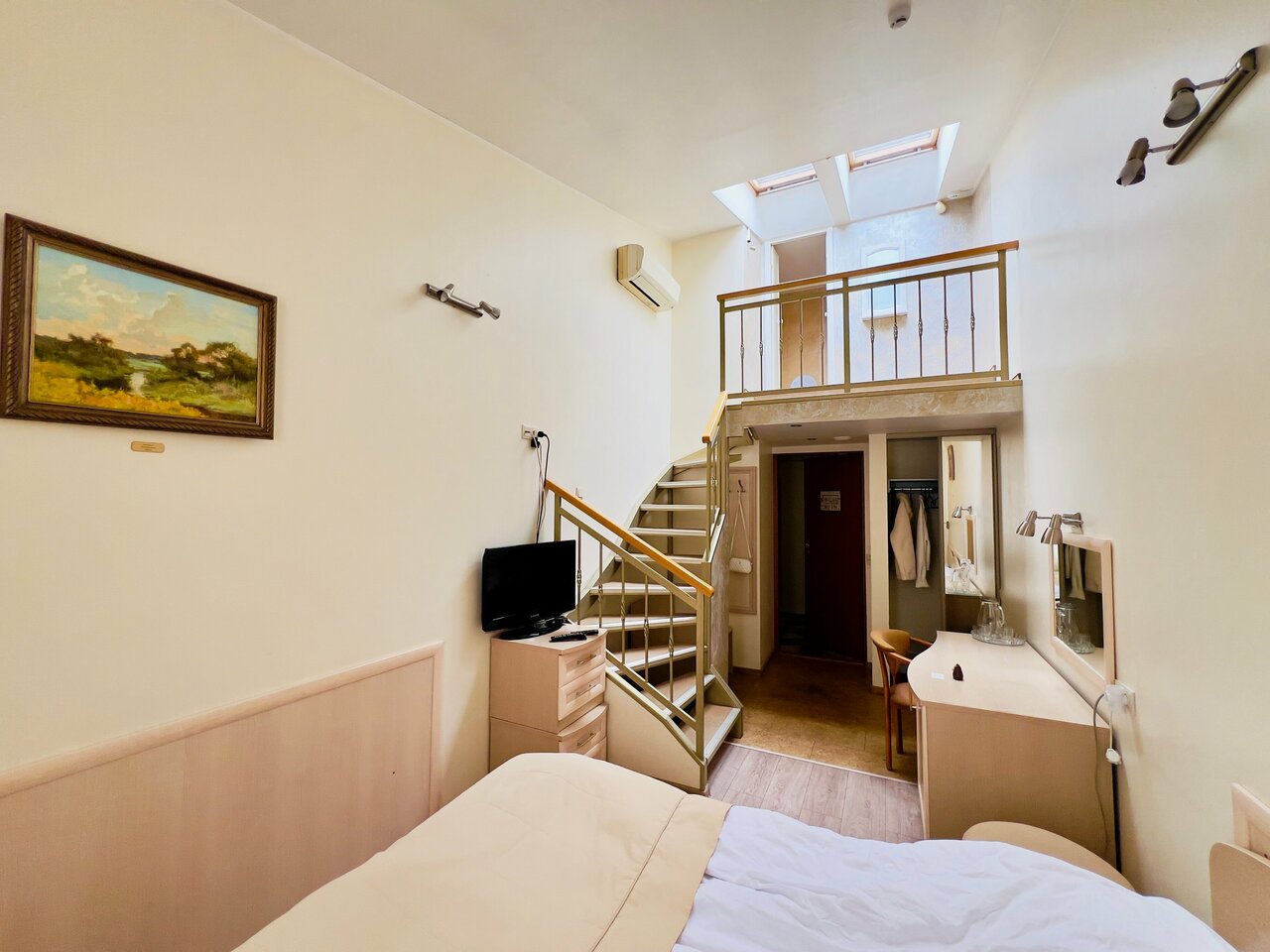 Гостиница Галерея Санкт-Петербург-142